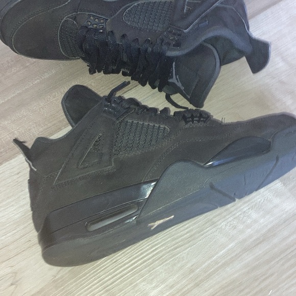 Jordan retro black cats 4s